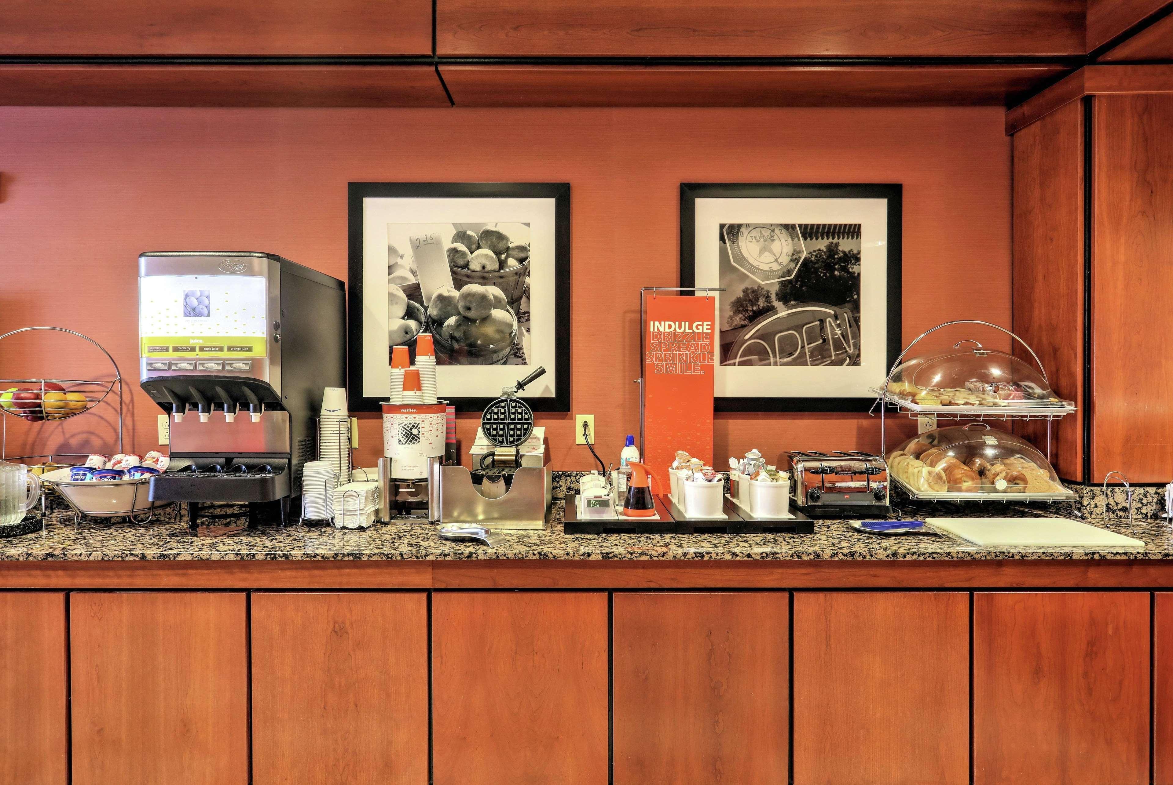 Hampton Inn Batavia Eksteriør billede