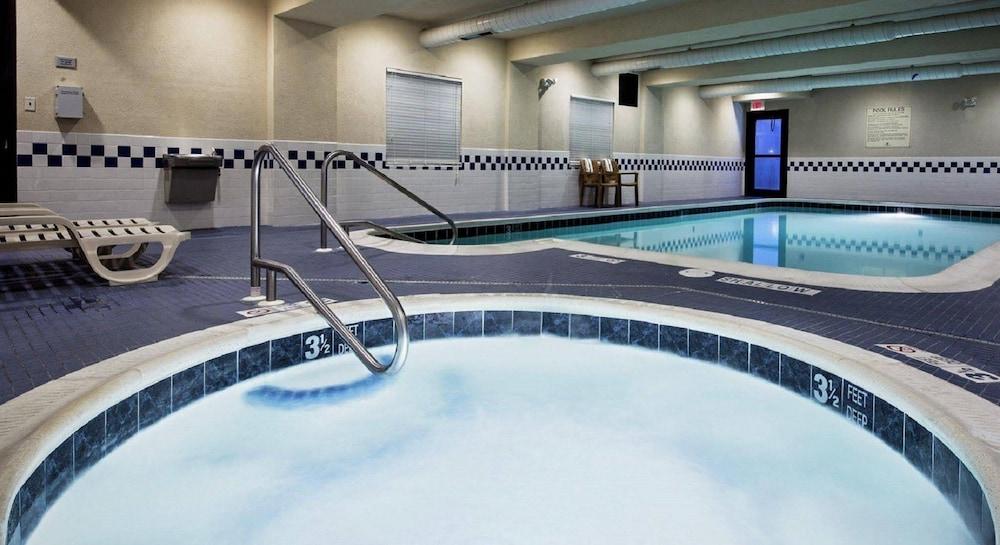 Hampton Inn Batavia Eksteriør billede