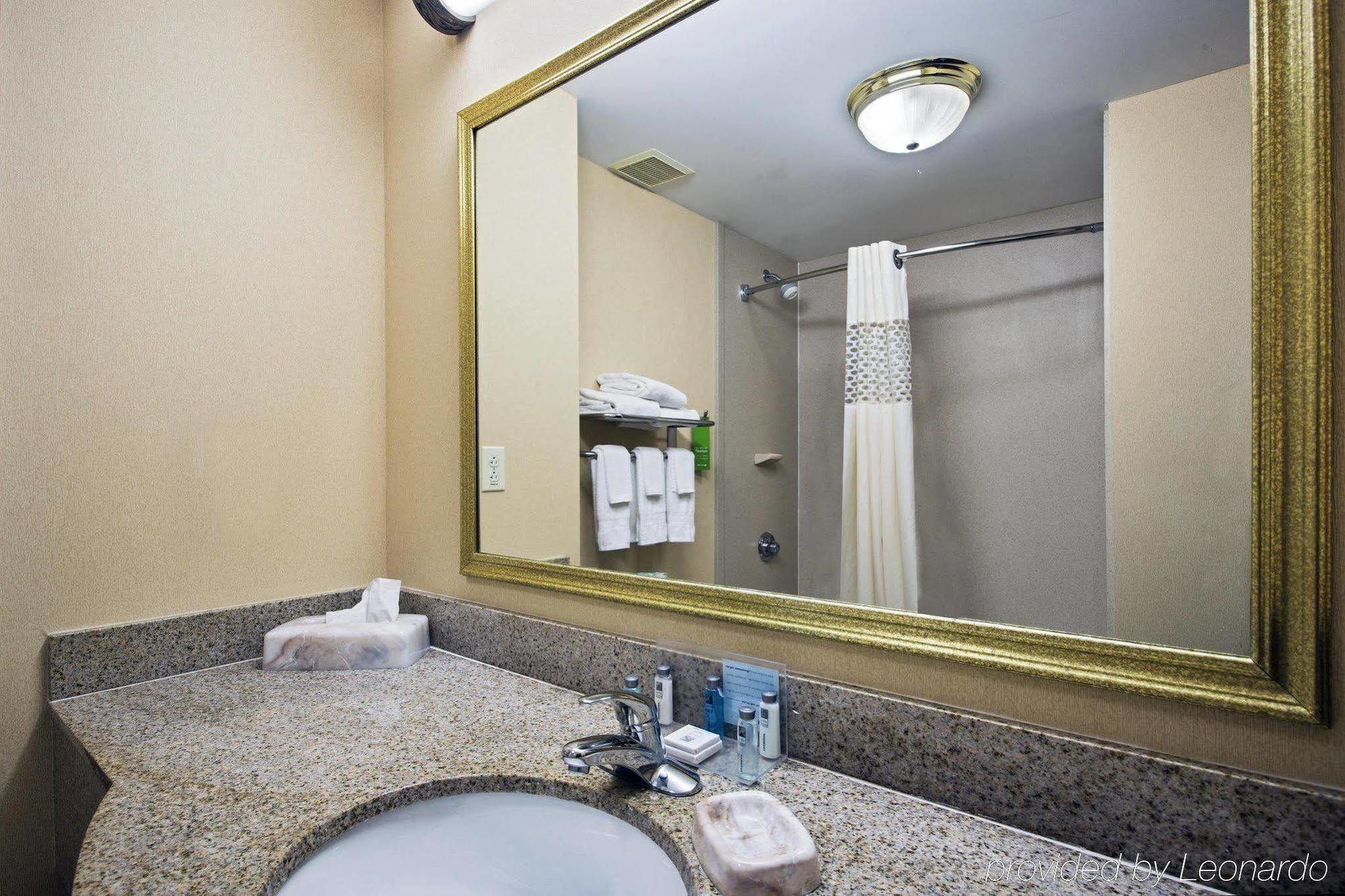 Hampton Inn Batavia Eksteriør billede