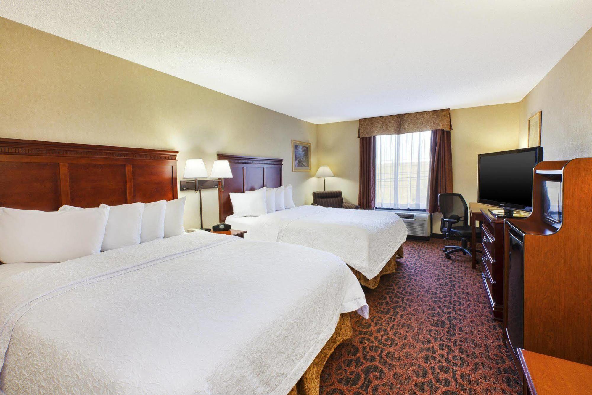 Hampton Inn Batavia Eksteriør billede