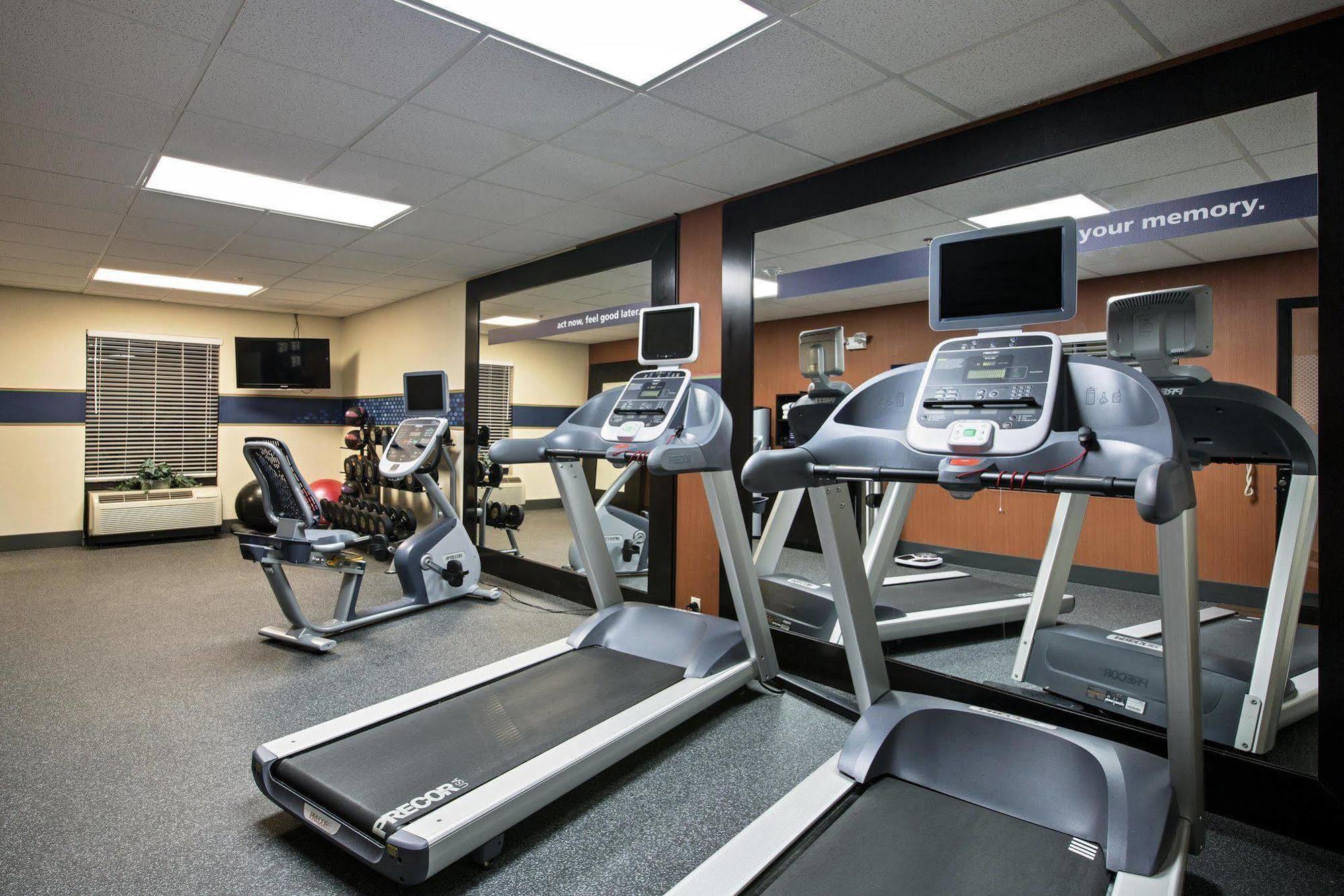 Hampton Inn Batavia Eksteriør billede